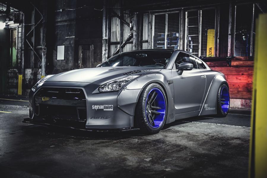  Nissan GT-R by Liberty Walk 2013 года  (фото 5 из 41)